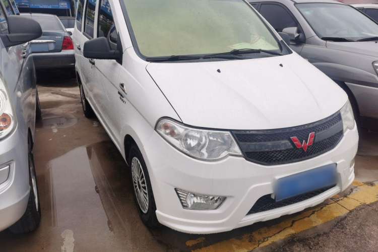Used Wuling Hongguang 2015 1.5L S Basic Version China V Standard
