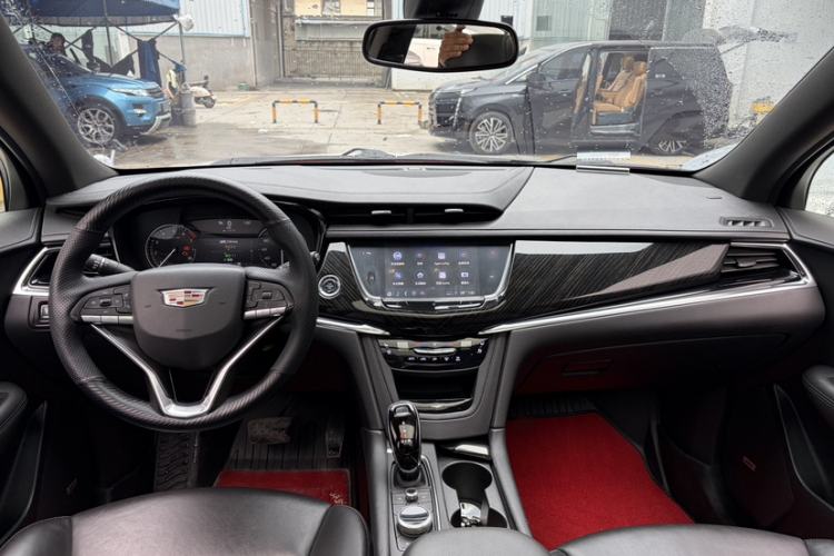 Used Cadillac XT6 2021 28T Six-Seater Four-Wheel-Drive Luxury Version
