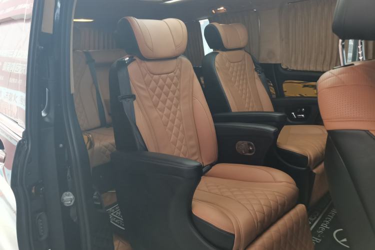 Used Mercedes-Benz Vito 2018 2.0T Elite Version 7 Seats China V Emission Standard
