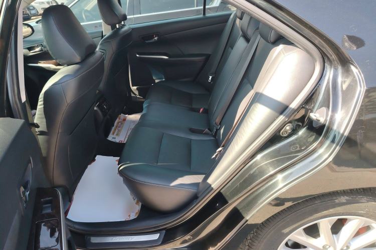 Used Toyota Camry 2016 2.0G 10th Anniversary Leading Edition