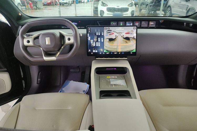 Used  12 2025 Ultra Extended-Range Edition
