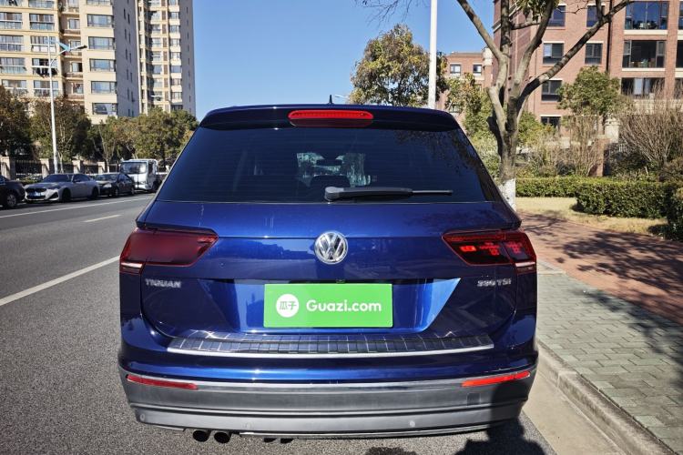 Used Volkswagen Tiguan 2017 330TSI All-Wheel-Drive Innovation Model
