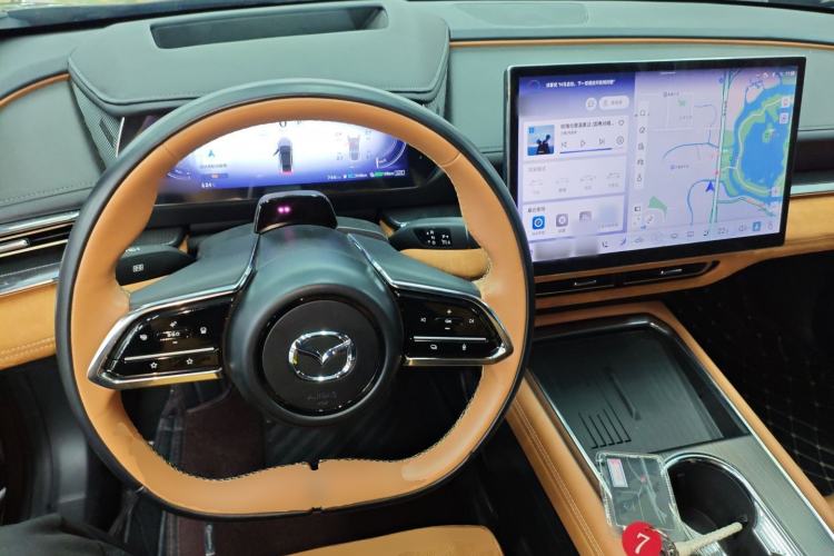 Used Mazda EZ-6 2024 Range-Extended 200 Luxury Edition
