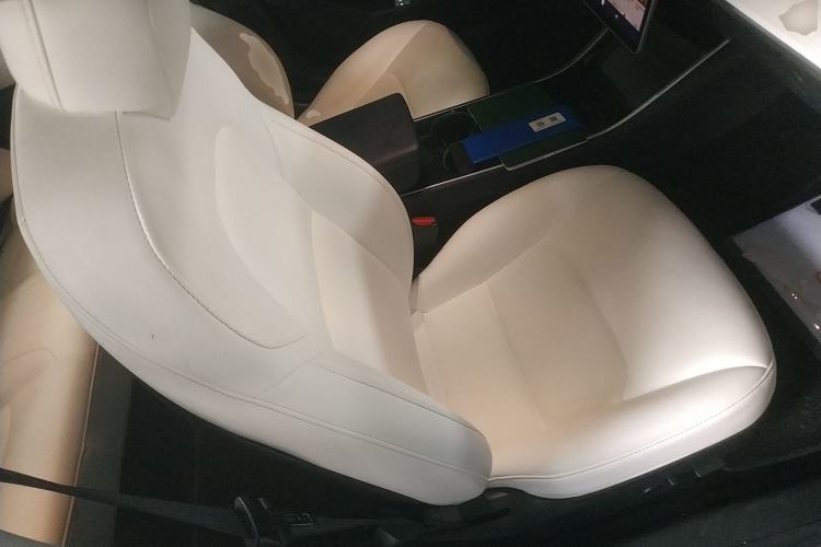 Used Tesla Model 3 2019 Long-Range Rear-Wheel-Drive Version
