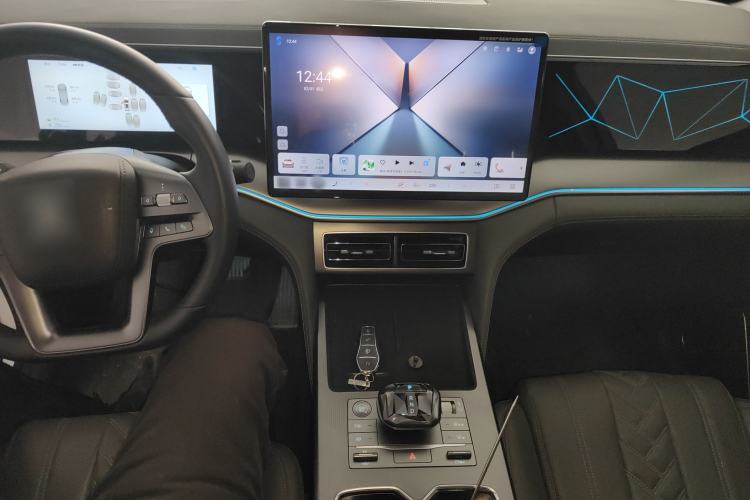 Used BYD Song L DM-i 2025 Intelligent Driving Version 160 km Beyond-Range Type