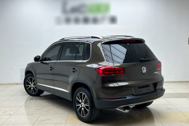 Used Volkswagen Tiguan 2015 1.8TSI Automatic All-Wheel-Drive Luxury Model
