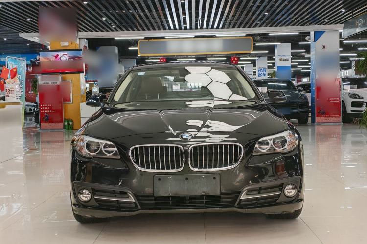 Used BMW 5 Series 2017 525Li Leading Model