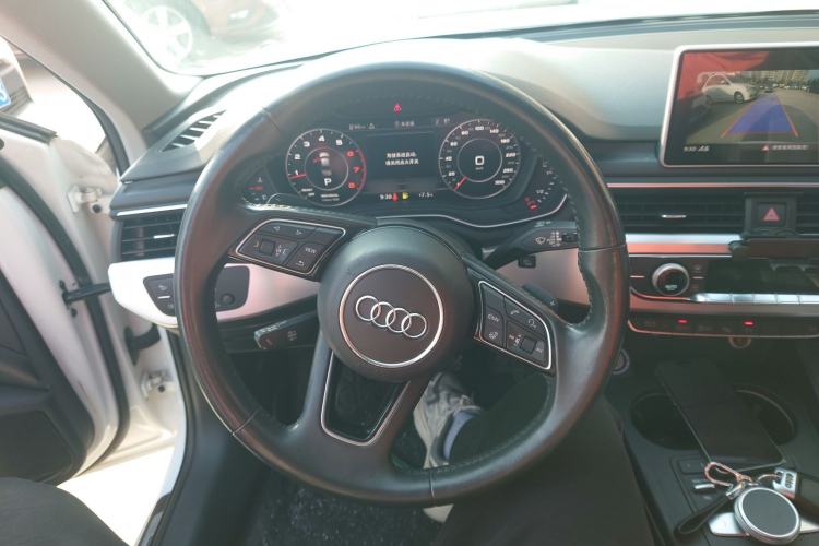 Used Audi A4L 2019 40 TFSI Sporty Version China VI

