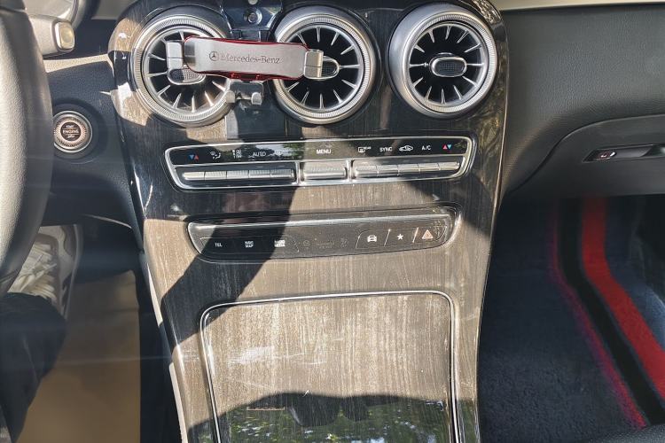 Used Mercedes-Benz GLC 2020 GLC 260 L 4MATIC Dynamic Model