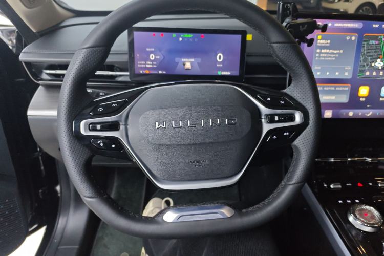 Used Wuling Xingguang 2024 Co-Creation Edition 510 Advanced Model