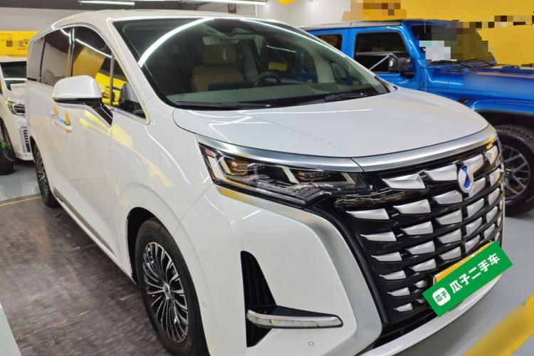 Used Denza D9 2022 DM-i 970 Four-Wheel Drive Flagship Model