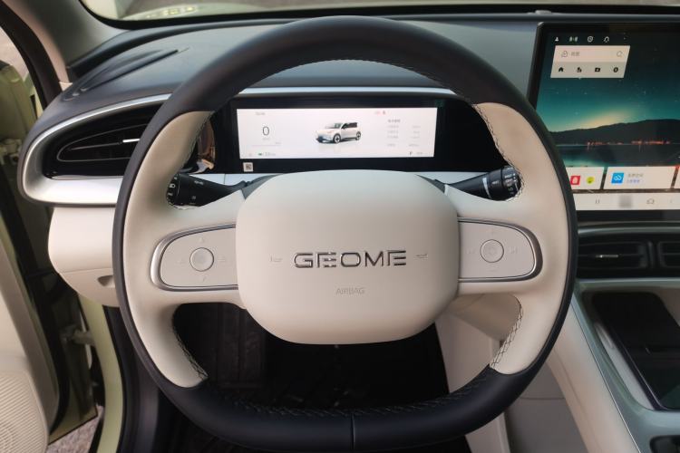 Used  Geome 2025 UP 410km Exploration+ Edition