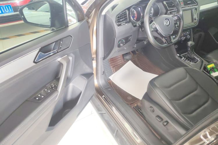 Used Volkswagen Tiguan L 2018 330TSI Automatic Two-Wheel Drive Luxury Edition
