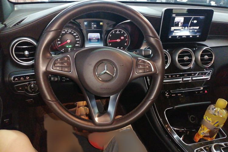 Used Mercedes-Benz GLC 2017 GLC 260 4MATIC Luxury Model