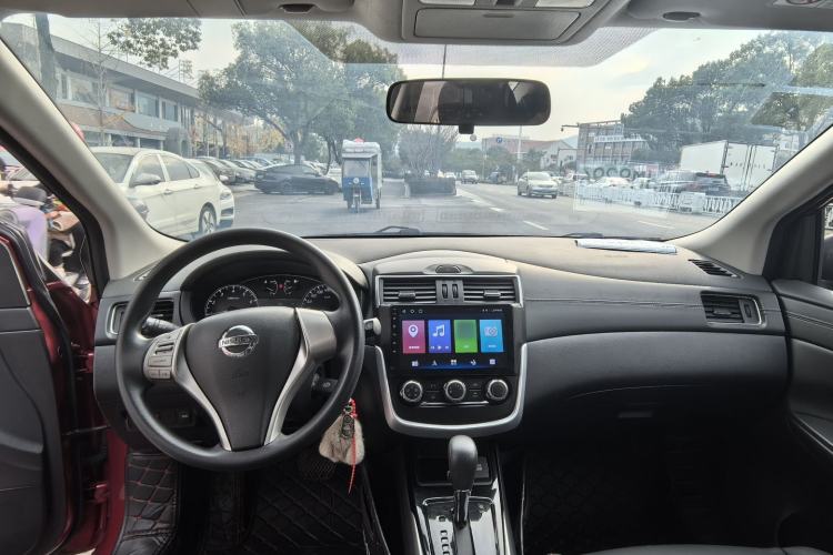 Used Nissan Tiida 2016 1.6L CVT Cool Dynamic Edition
