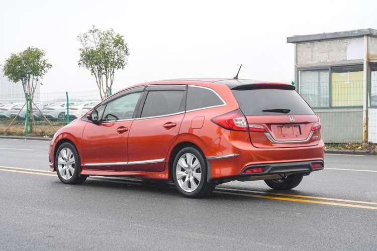 Used Honda Jade 2014 1.8L Automatic Comfort Elite Version 5 Seats
