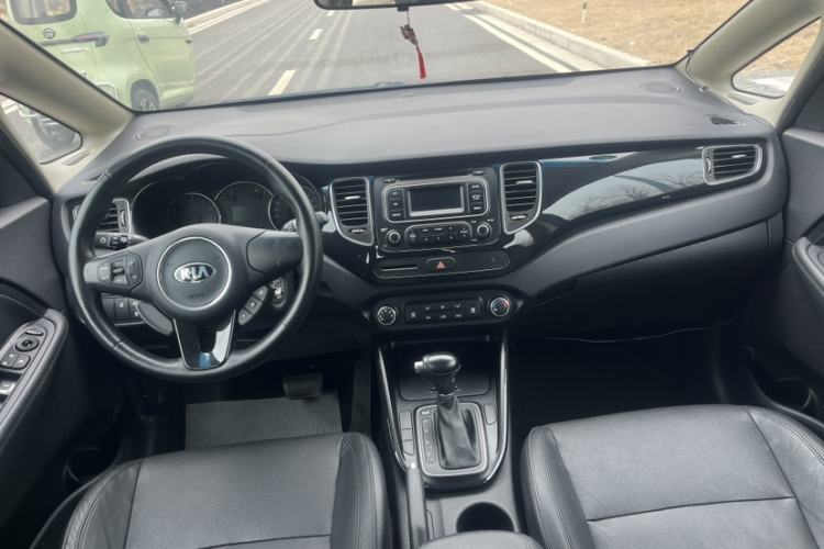 Used Kia Carens 2013 2.0L 7-Seater Automatic Comfort Edition China IV Standard