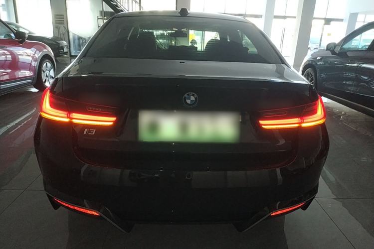 Used BMW i3 2024 eDrive 40 L Midnight Edition
