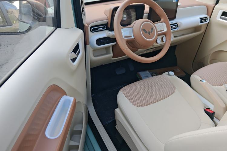 Used Wuling Hongguang MINIEV 2024 3rd Generation 215km Youth Edition