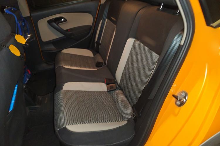 Used Volkswagen Polo 2012 1.6L Cross Polo Automatic Transmission
