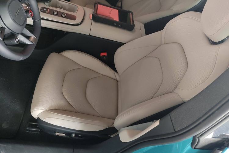 Used  SU7 2024 Rear-Drive Ultra-Long Range Advanced Pro-Level Intelligent Driving Version
