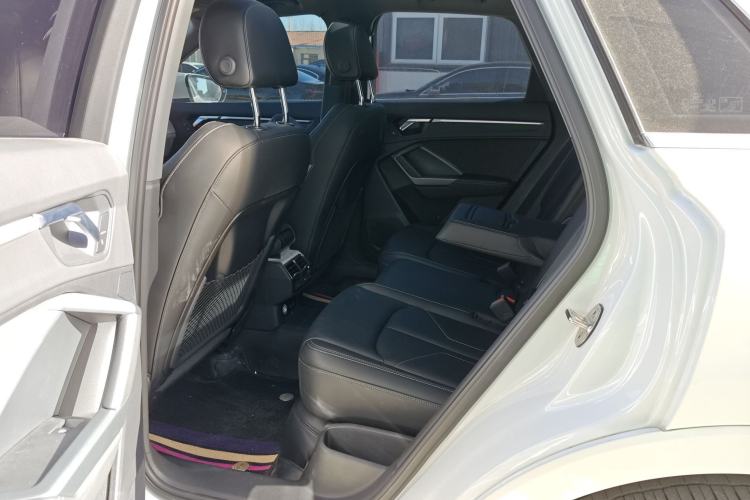 Used Audi Q3 2024 40 TFSI Fashion Dynamic Model
