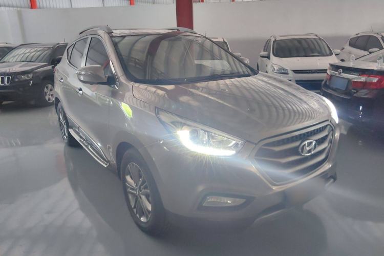 Used Hyundai ix35 2013 2.0L Automatic Two-Wheel Drive Smart GLS China IV Standard
