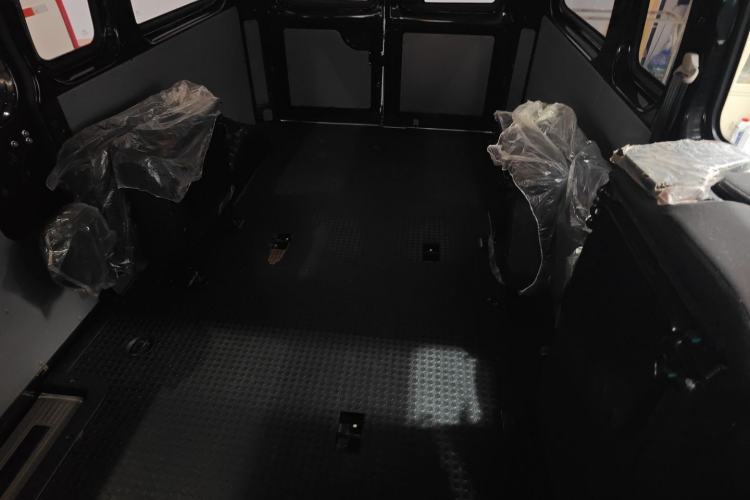 Used SAIC MAXUS Xintu V80 2021 2.0T AMT Classic Aoyuntong Long Wheelbase Mid-Roof 6/7/8/9-Seater