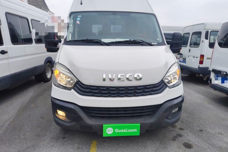 Used Iveco Eurocargo 2021 2.0T Manual Super-Rui Short Wheelbase High-Roof Side-Sliding Door F1A