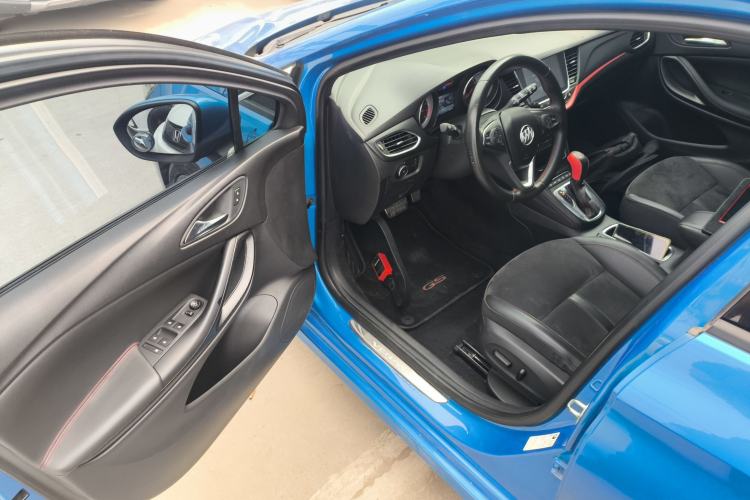 Used Buick Verano 2016 Hatchback GS 20T Dual-Clutch Passionate Sporty Model
