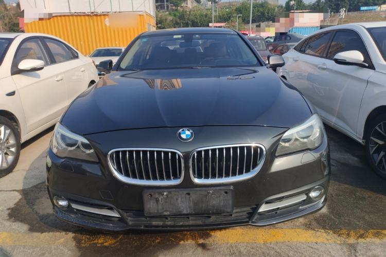 Used BMW 5 Series 2014 520Li Elegant Model
