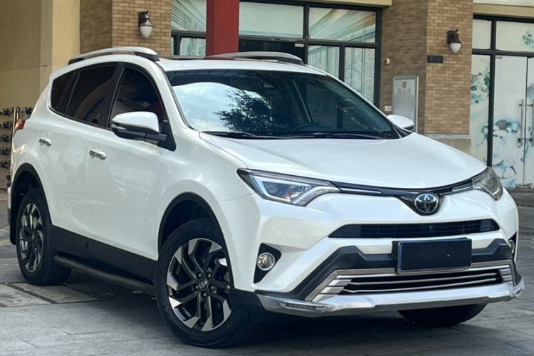 Used Toyota RAV4 2018 2.5L Automatic 4x4 Elite i Edition
