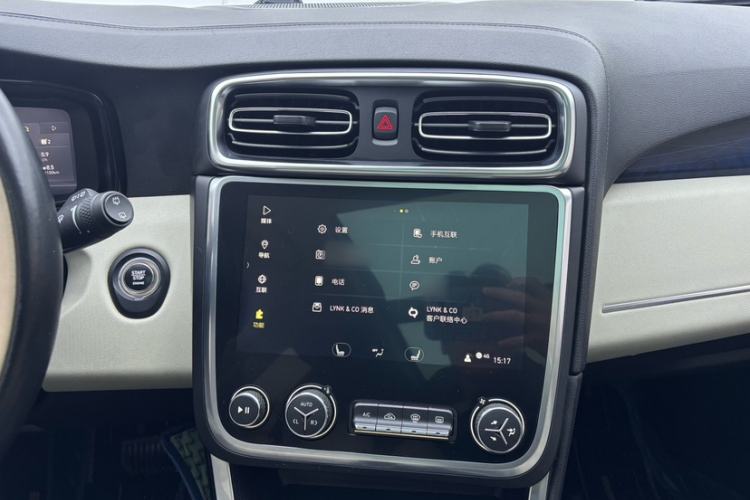 Used Lynk & Co 01 2017 2.0T Two-Wheel Drive Zhaopu Version
