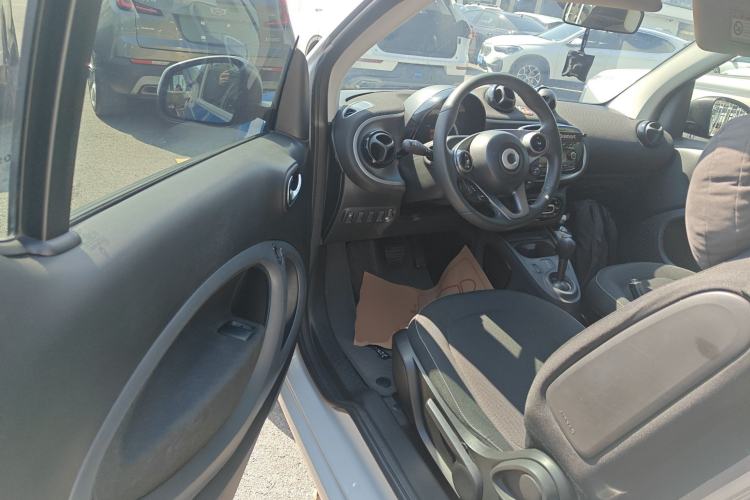 Used  fortwo 2018 1.0L 52kW Hardtop Passion Edition China V Standard
