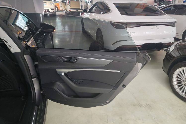 Used Audi A7L 2022 45 TFSI S-line Dream-Building Edition
