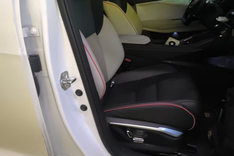 Used Lynk & Co 06 2020 1.5T YAO Halo
