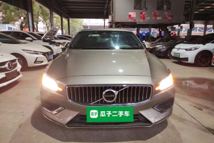 Used Volvo S60 2020 T4 Zhiyi Luxury Edition