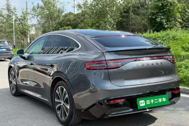 Used Hima Luxeed R7 2025 Range-Extended Version 251 km Max
