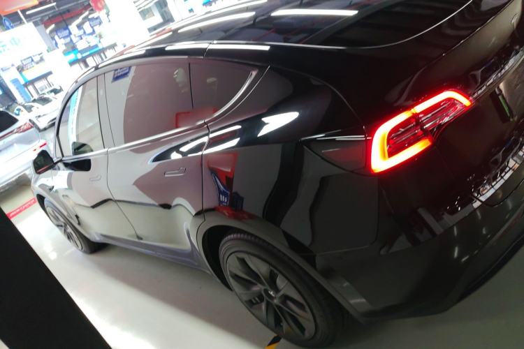 Used Tesla Model Y 2021 Standard Range Rear-Wheel Drive Version
