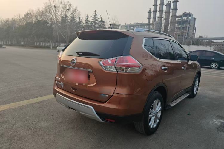 Used Nissan X-Trail 2014 2.5L CVT Leading Edition 4WD