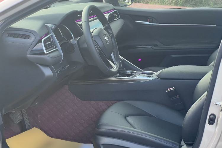 Used Toyota Camry 2019 Revised Version 2.0G Luxury Edition
