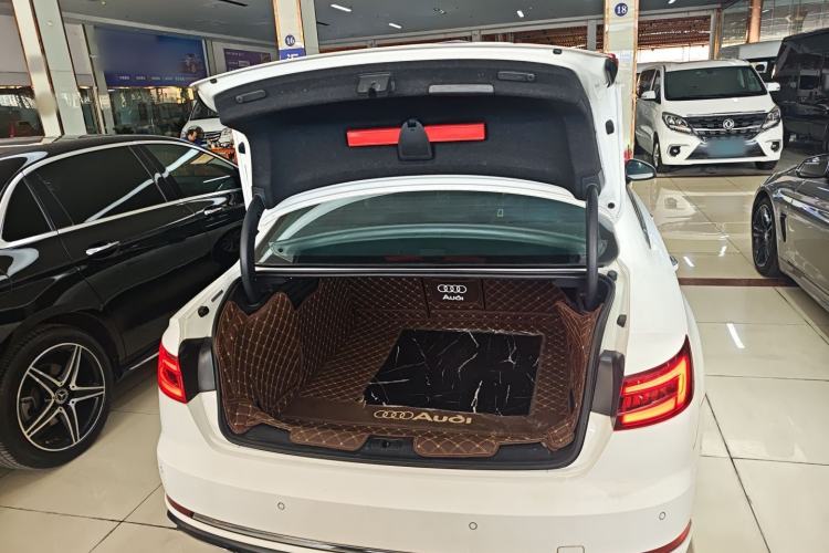 Used Audi A4L 2019 40 TFSI Ambition China VI