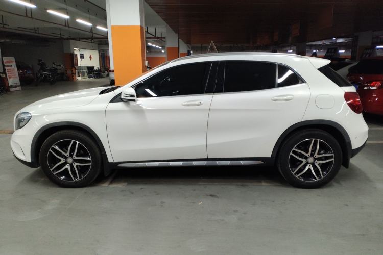 Used Mercedes-Benz GLA 2015 GLA 200 Fashion Model