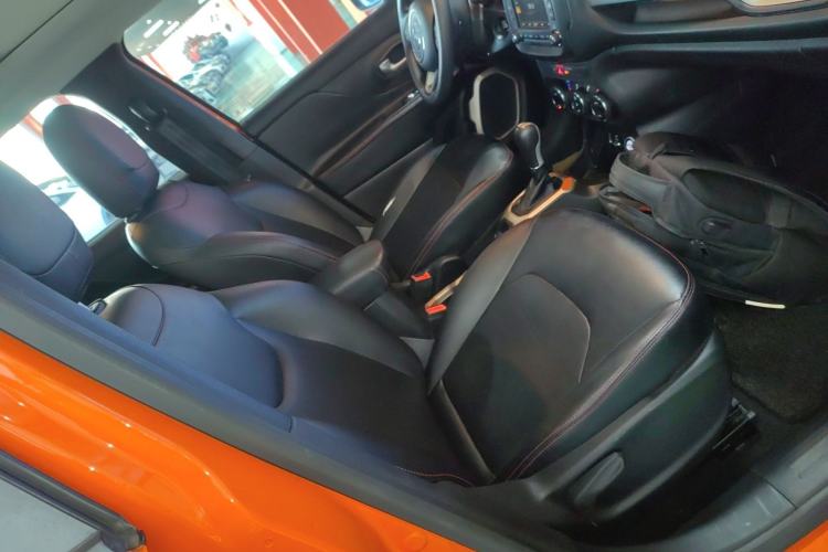 Used  Renegade 2016 1.4T Automatic Jingneng Version+
