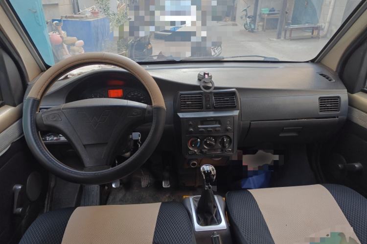 Used Wuling Rongguang 2012 1.5L Extended Basic Version
