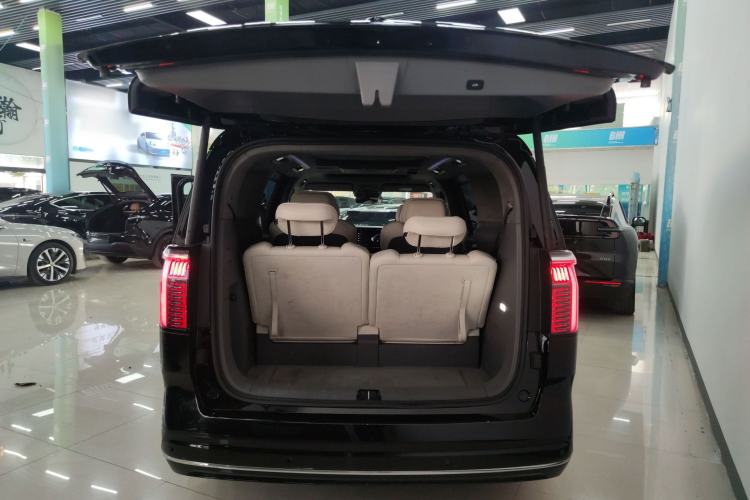 Used Zeekr 009 2022 Revised WE Version