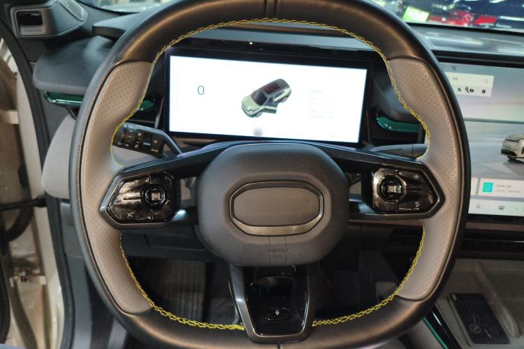 Used Lynk & Co 08 EM-P 2025 245km Ultra-Long Range Halo