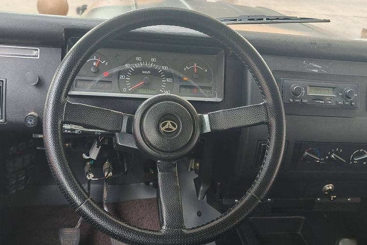 Used  212 Classic 2019 1.5T standard door China V
