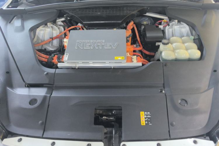 Used Nio ES8 2020 415 km Range 6-Seater Version