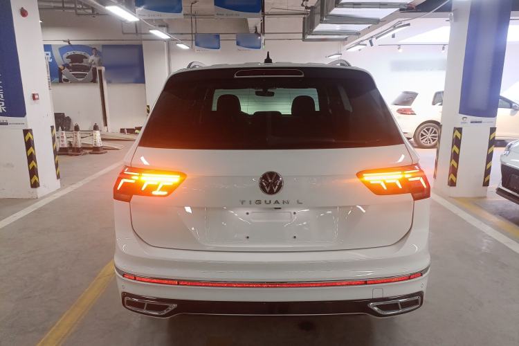 Used Volkswagen Tiguan L 2022 330TSI Automatic Two-Wheel Drive R-Line Enhanced Edition
